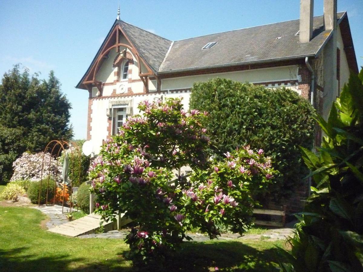 Bed and Breakfast Les Champs De Tracy La Graverie Exterior foto