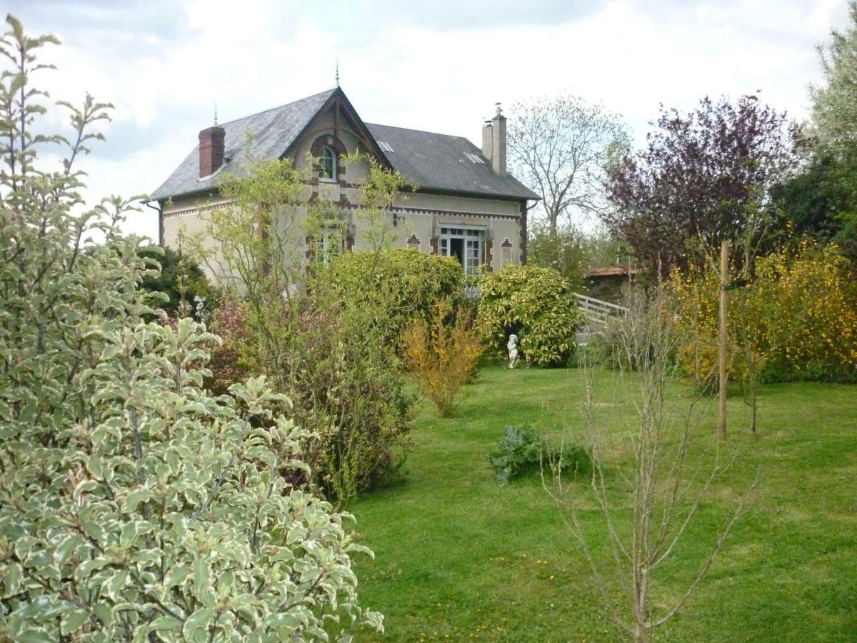 Bed and Breakfast Les Champs De Tracy La Graverie Exterior foto